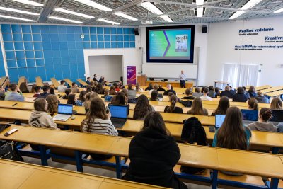 Stalo sa na FHI (zhrnutie akcií v druhom štvrťroku 2026)
